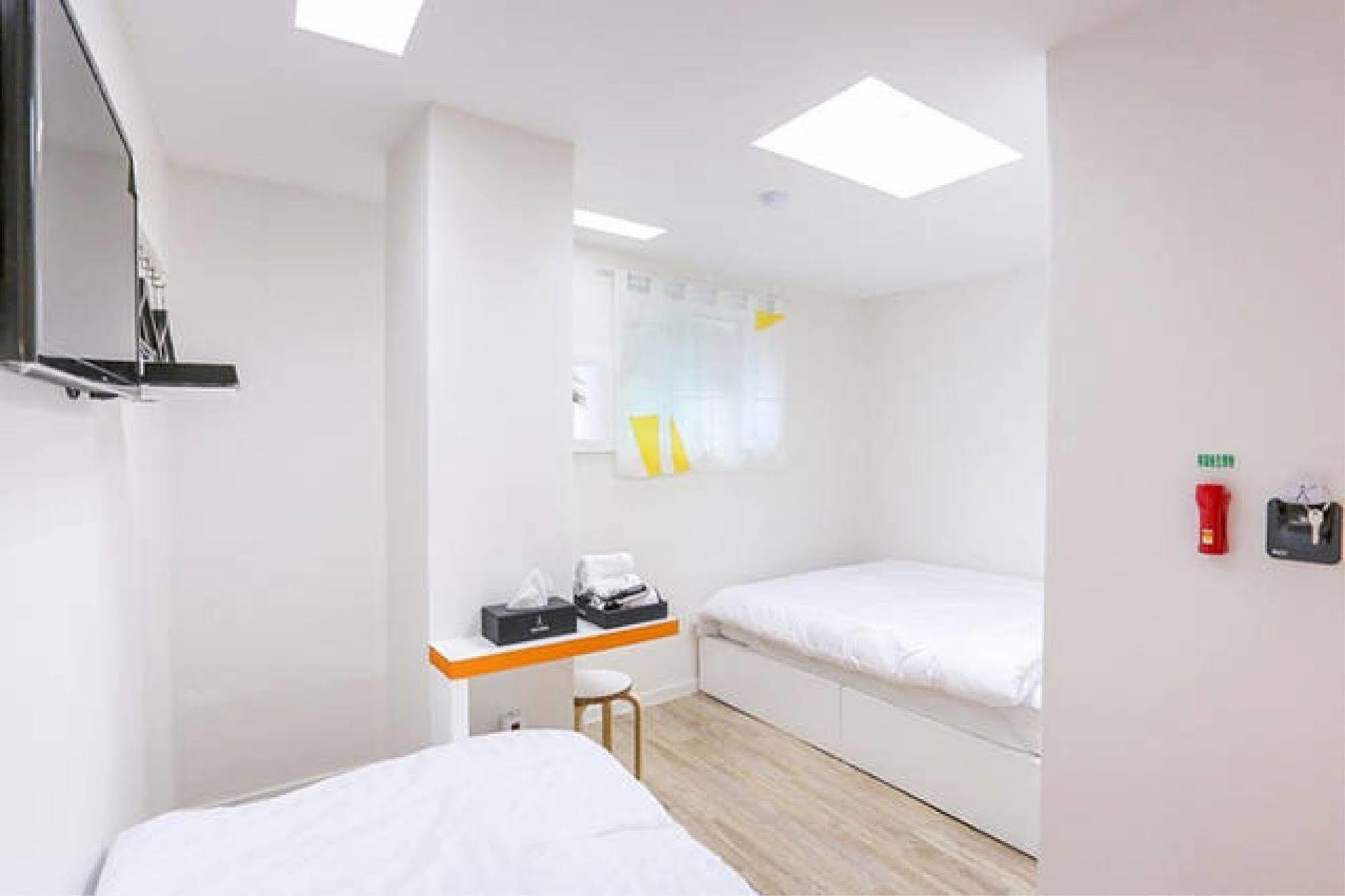 Starhostel Dongdaemun Suite Seoul Eksteriør bilde